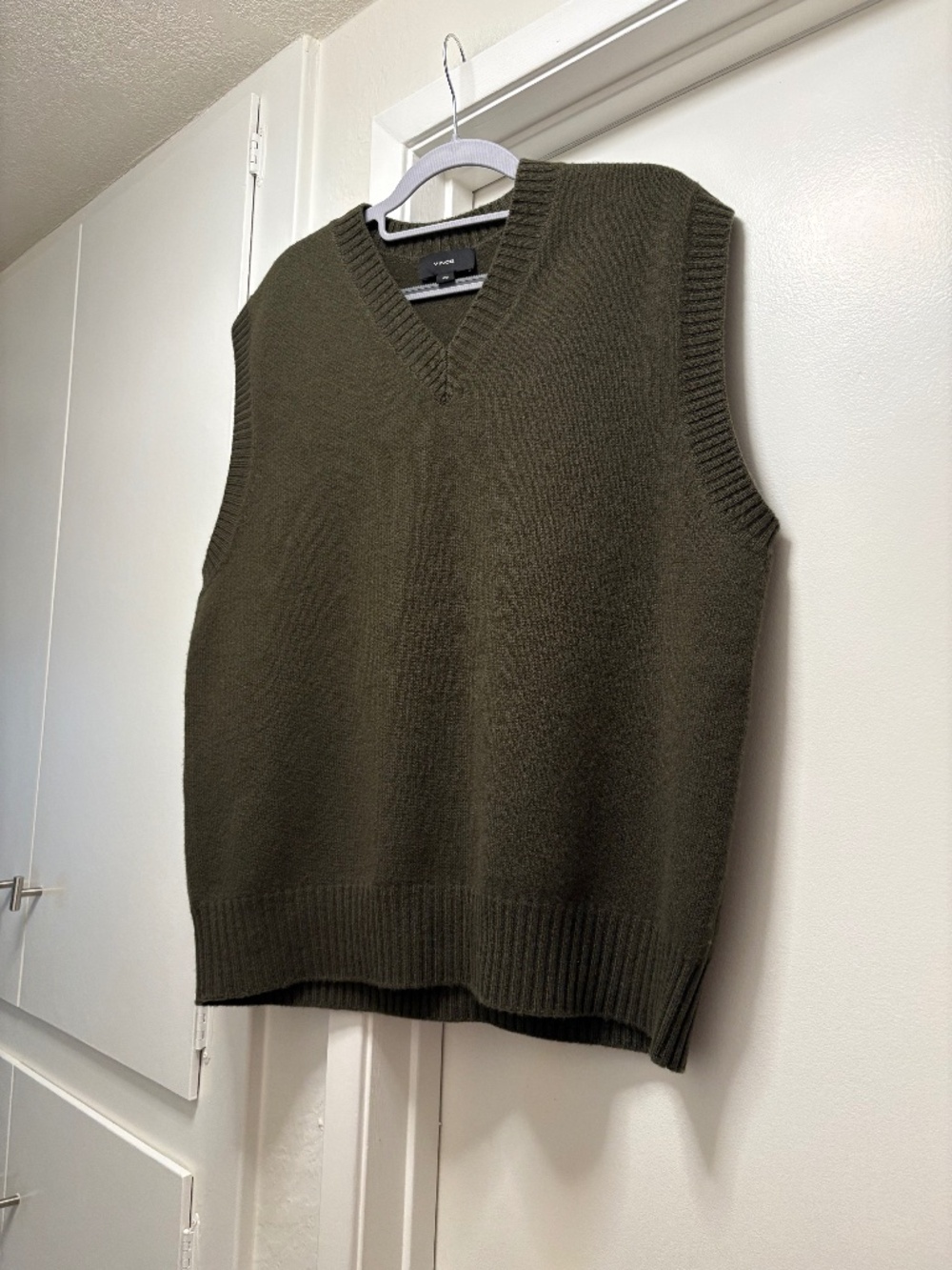 Vince 100% wool sweater vest - size medium
